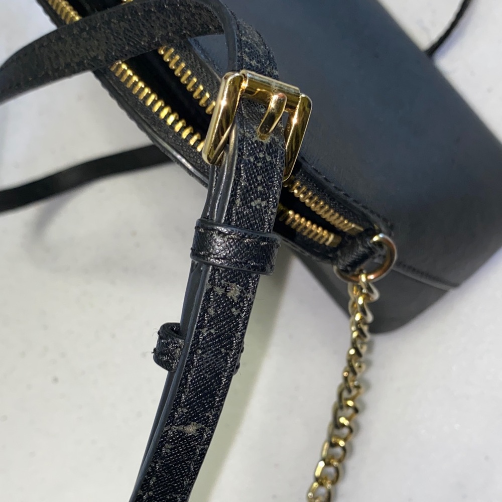 Michael Kors • Black • Crossbody Bag with Gold Accents - Picture 6 of 7
